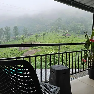 Tea Dale - With Tea Estate View Séjour chez l'habitant