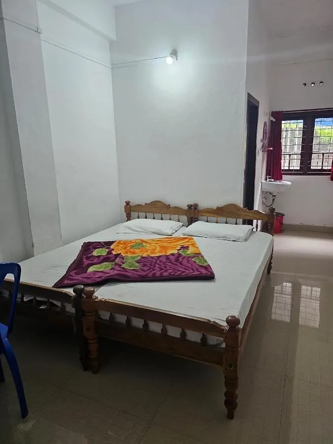 Cicily Holidays Inn Munnar India