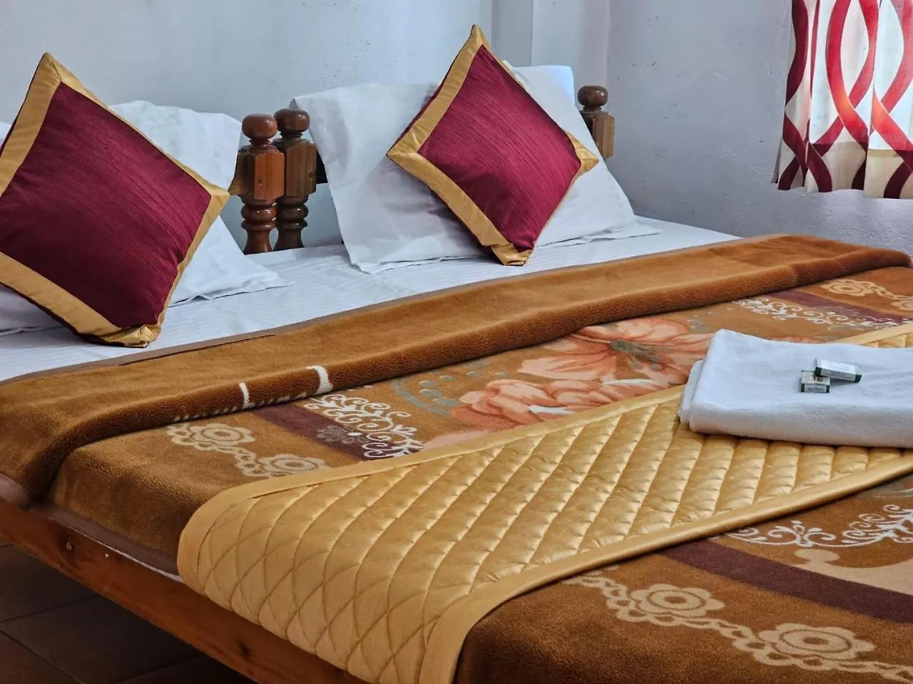 Cicily Holidays Inn Munnar Homestay